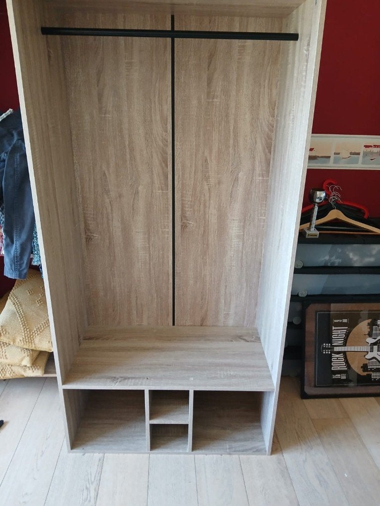 Garde-robe à vendre, Neuf, Avec espace de penderie, 100 à 150 cm, Autres matériaux
