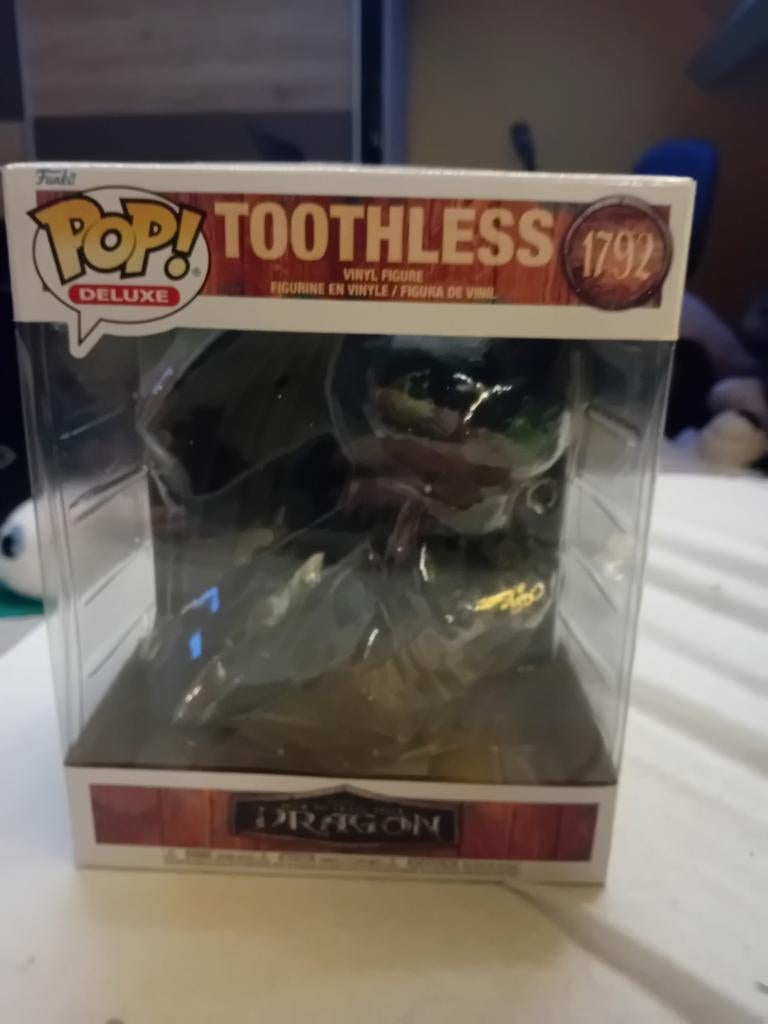 How to train your dragon(toothless funko pop DELUXE), Ophalen