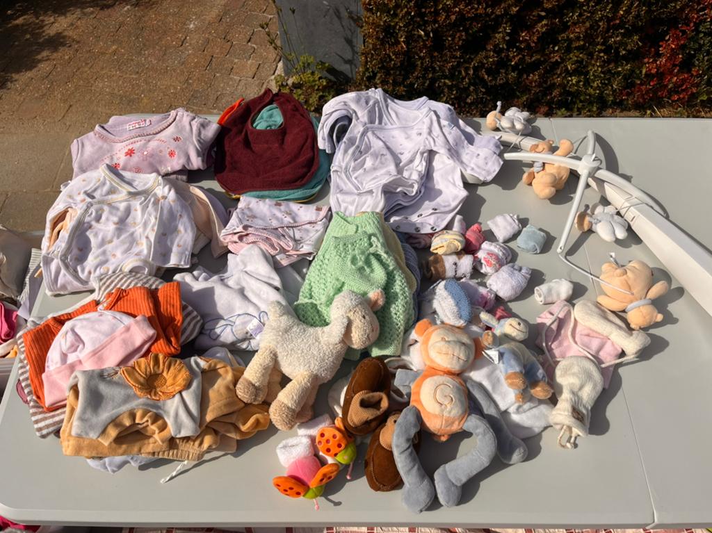 Pack vetements et doudous, Enlèvement, Comme neuf