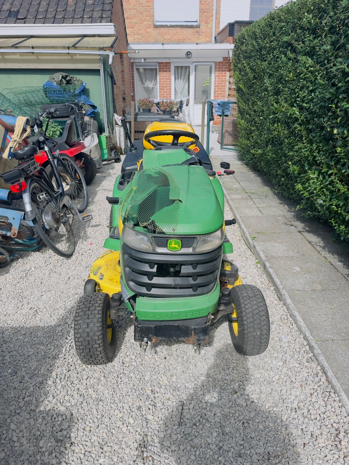 John Deere X305R Zitmaaier / Gazontractor (16.4 PK), Ophalen, Zo goed als nieuw, Opvangbak
