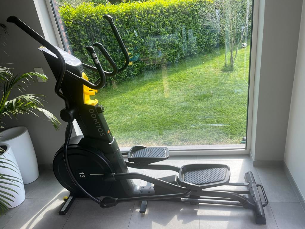 Crosstrainer Domyos EL900 met bluetooth, Sport en Fitness, Ophalen, Zo goed als nieuw, Metaal, Crosstrainer