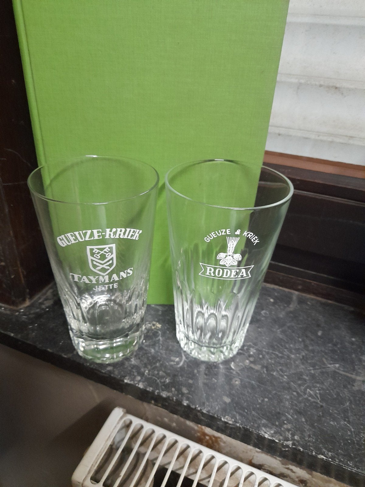 2 geuze-kriek glazen, Verzamelen, Ophalen of Verzenden