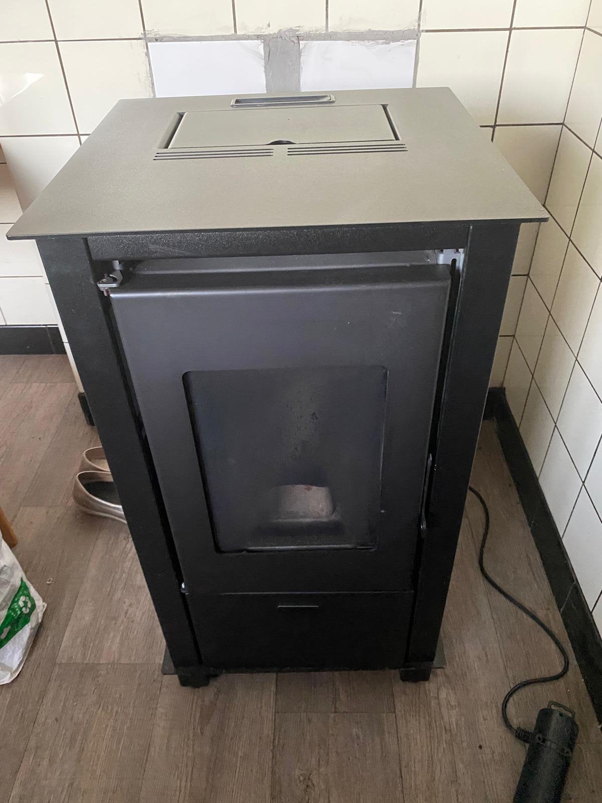 Pallet kachel volledig compleet., Huis en Inrichting, Ophalen, Zo goed als nieuw