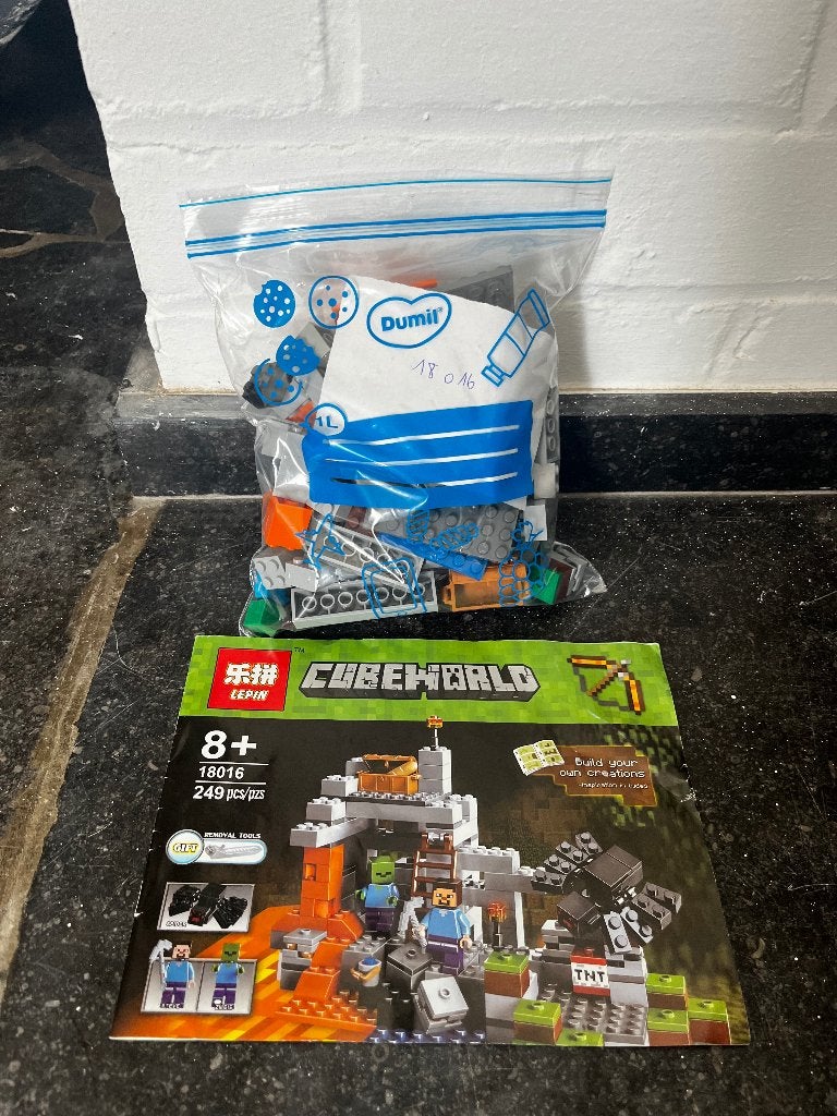 Lepin Cubeworld 18016 La grotte, Enfants & Bébés, Jouets | Blocs de construction, Comme neuf, Autres marques, Enlèvement ou Envoi