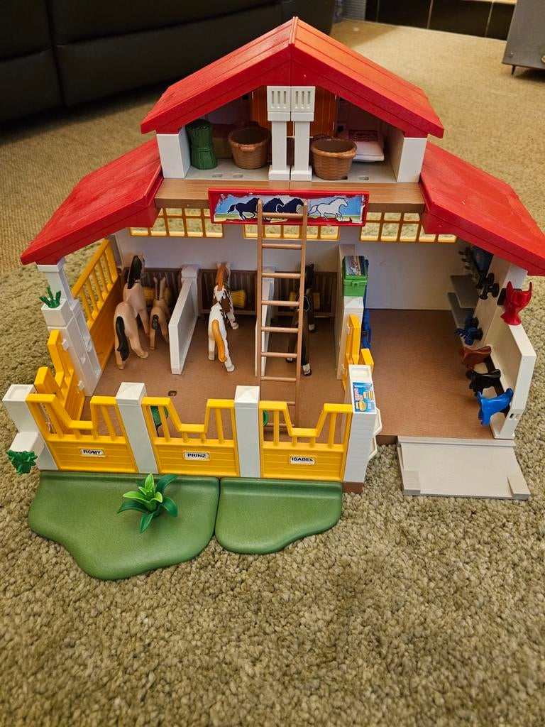 Playmobil la ferme équestre, Enlèvement