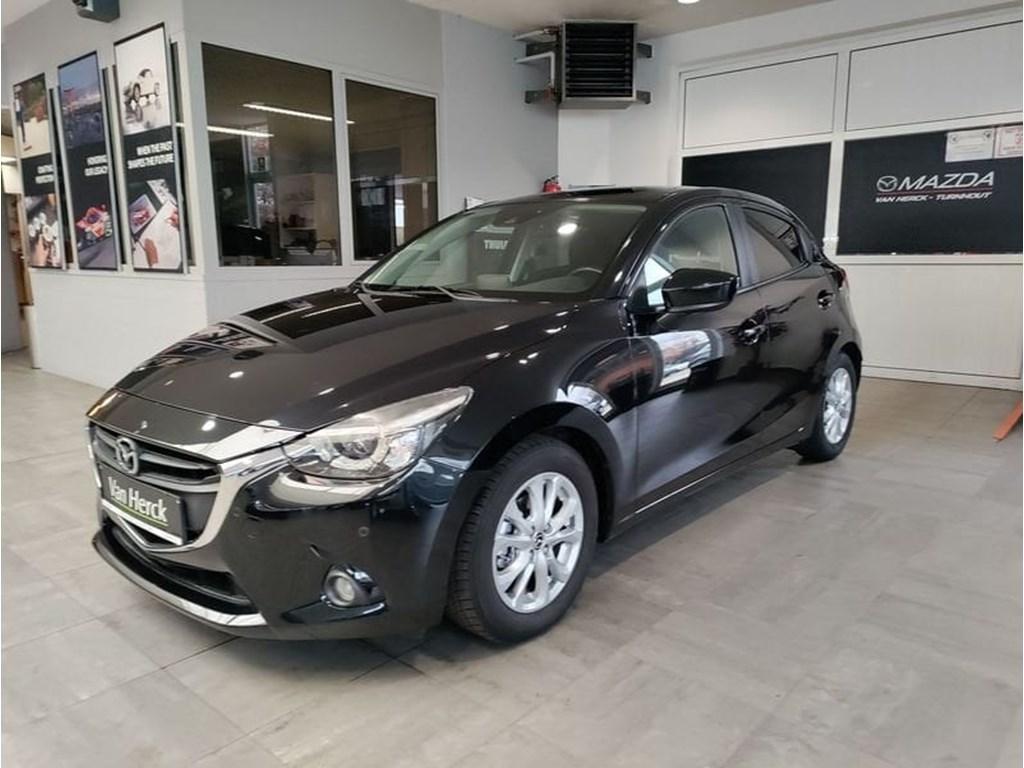 Mazda E 1.5 SKYACTIV-G skyDRIVE Plug Edition, Auto's, Start-stop-systeem, 75 pk, 110 g/km, Zwart