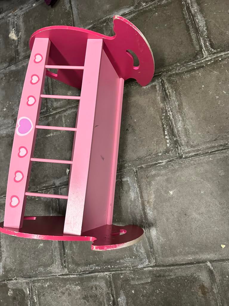 Poppenbedje hout, Enlèvement, Utilisé