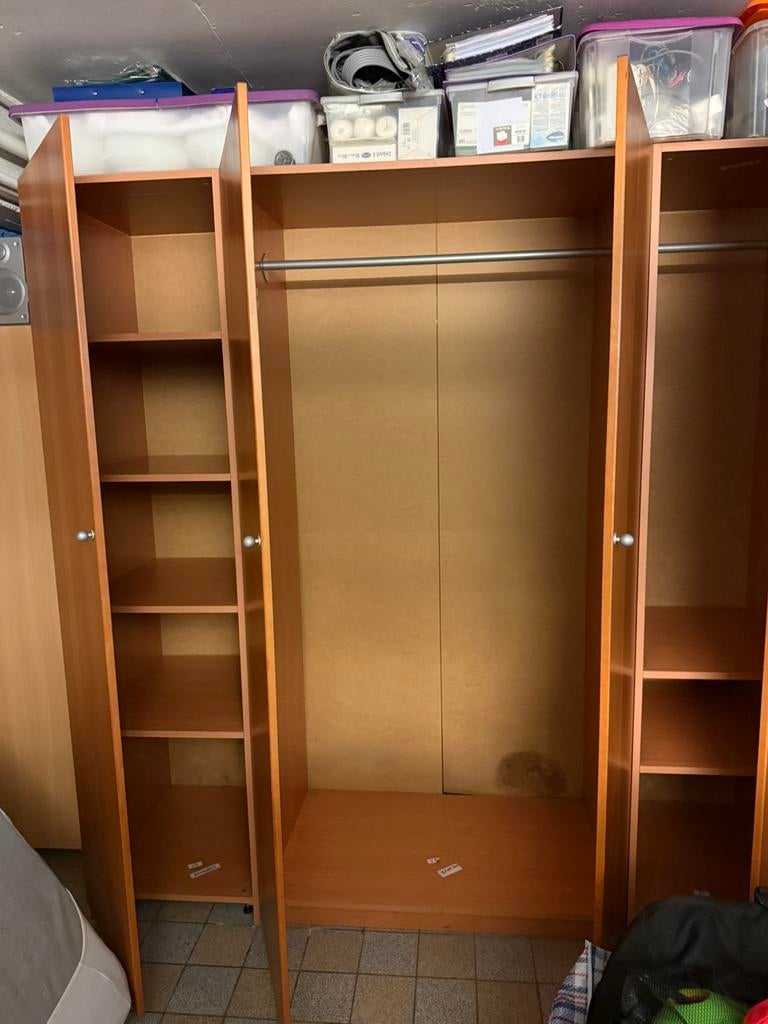 Kasten, Ophalen, Met deur(en), Gebruikt, 150 tot 200 cm