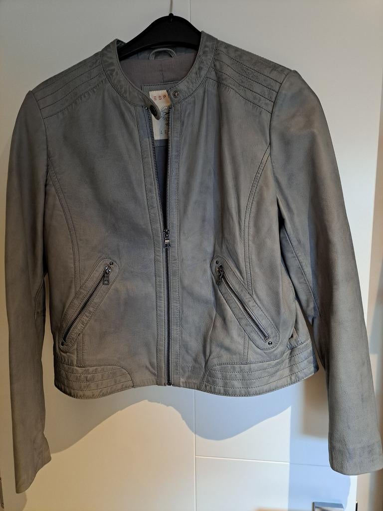 Te koop : kort grijs damesjasje. ESPRIT, Esprit, Ophalen of Verzenden, Maat 42/44 (L), Grijs