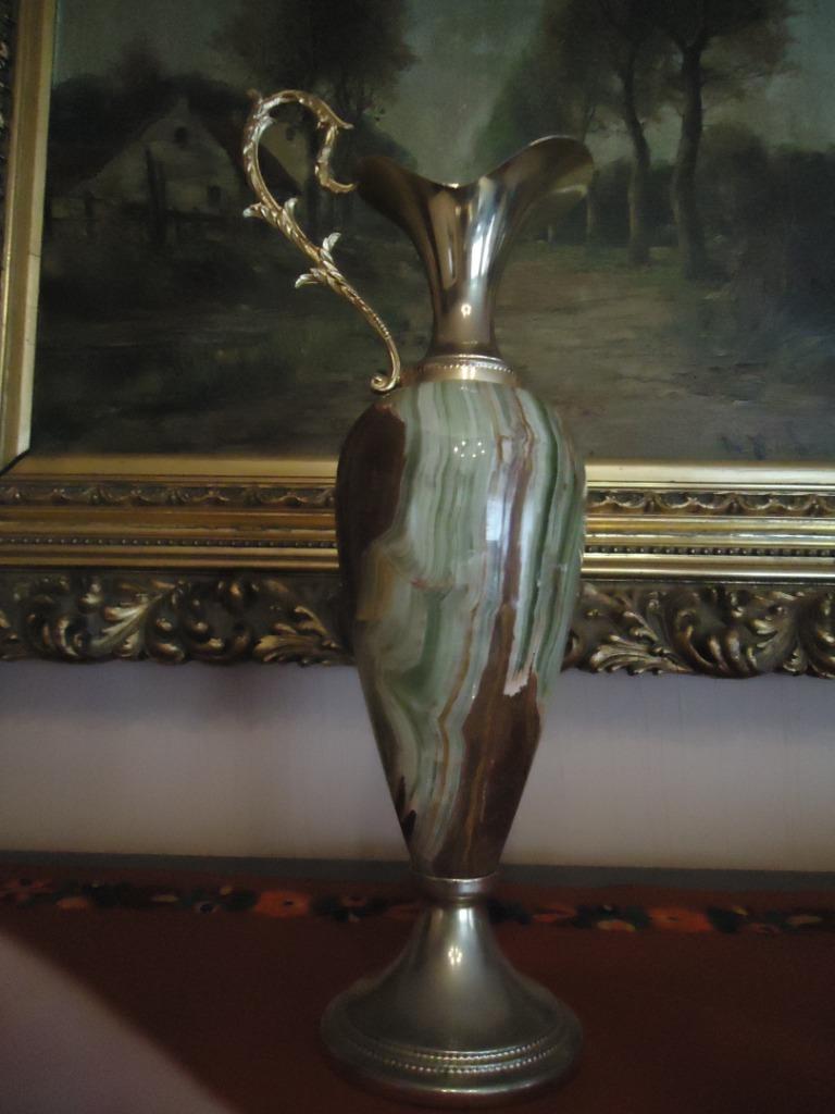 decoratieve marmeren vaas, Enlèvement