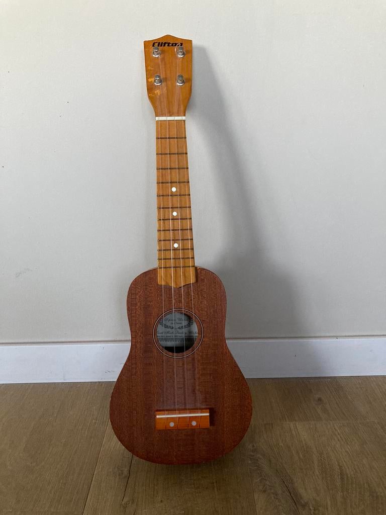 Ukulélé Clifton, Musique & Instruments, Instruments à corde | Autre, Enlèvement ou Envoi, Utilisé, Ukulélé
