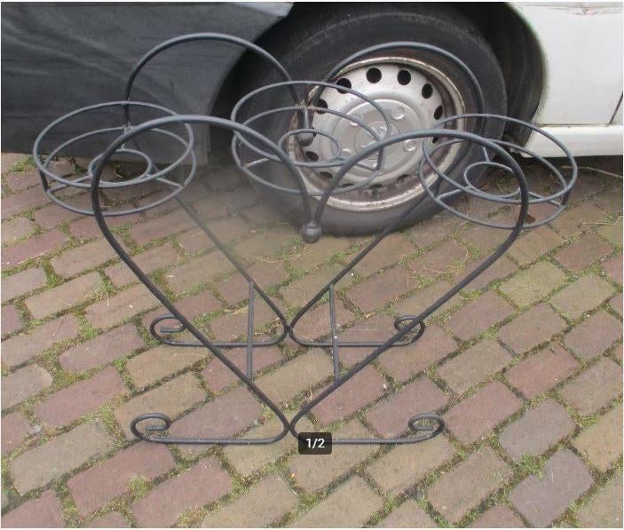 Mooi Metalen plantenrek voor 3 potten, Tuin en Terras, Ophalen of Verzenden, Zo goed als nieuw, Metaal, Balkon