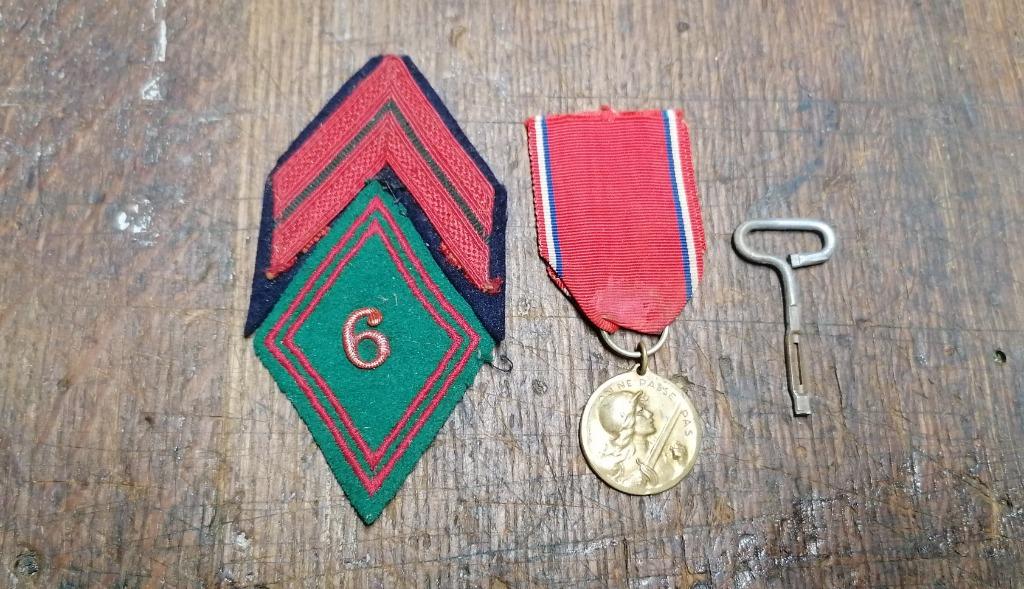 Médaille militaire Verdun et losange train M45, Envoi