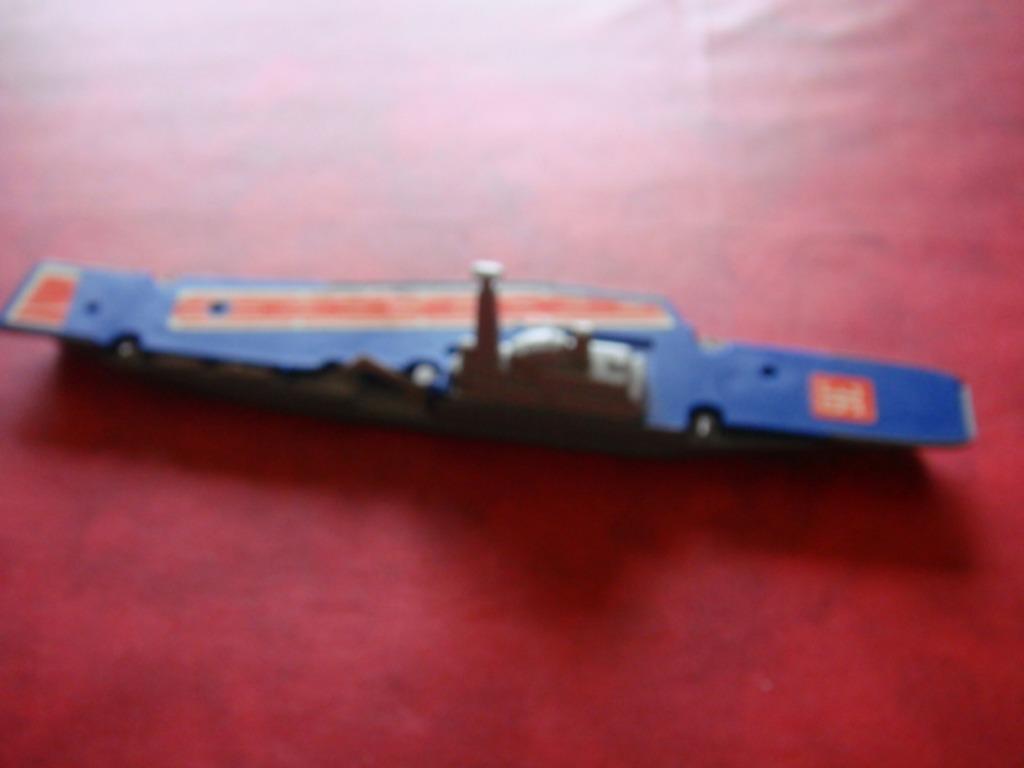 Porte-avions métal Marque MATCHBOX Vintage, Enlèvement ou Envoi, Marine, Autres types