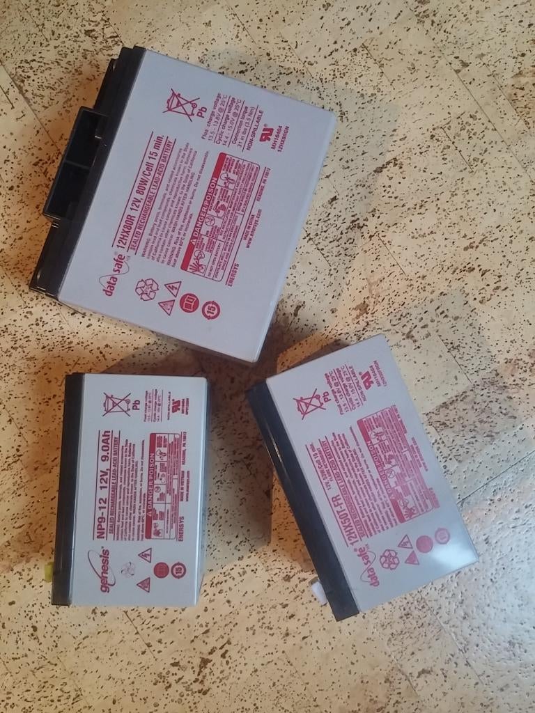Service de batteries UPS - Remplacez les blocs-batteries UPS, Informatique & Logiciels, Enlèvement ou Envoi, Neuf