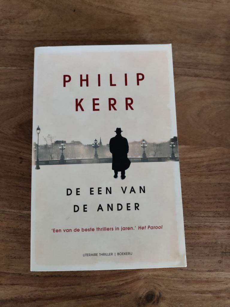 Philip Kerr - de een van de ander, Boeken, Ophalen of Verzenden, Gelezen