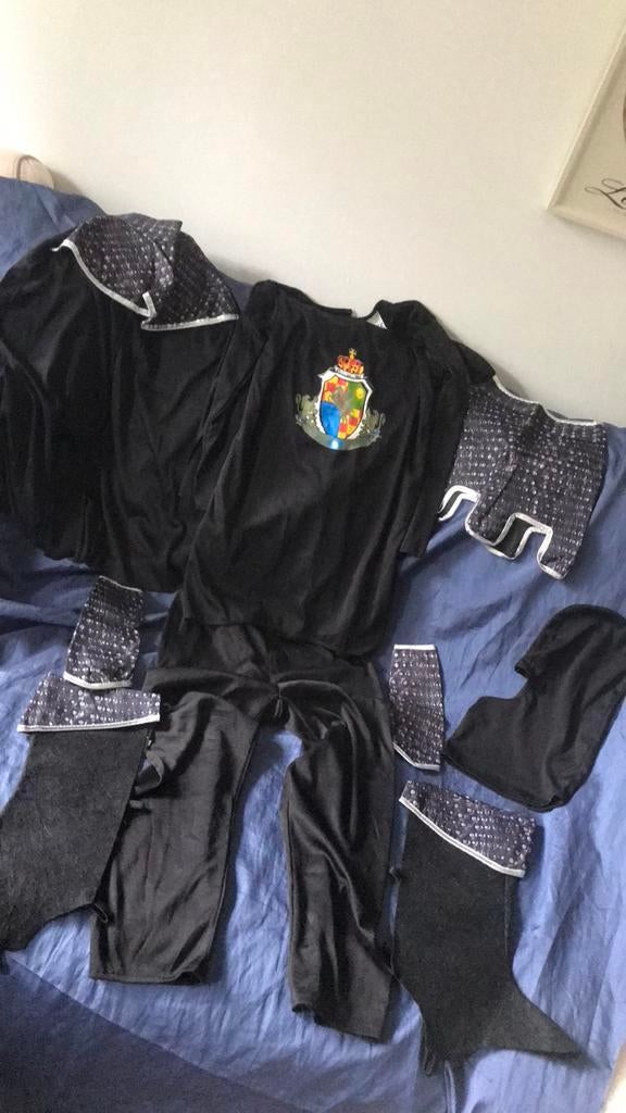 Costume de chevalier médiéval 5/10 ans, Comme neuf