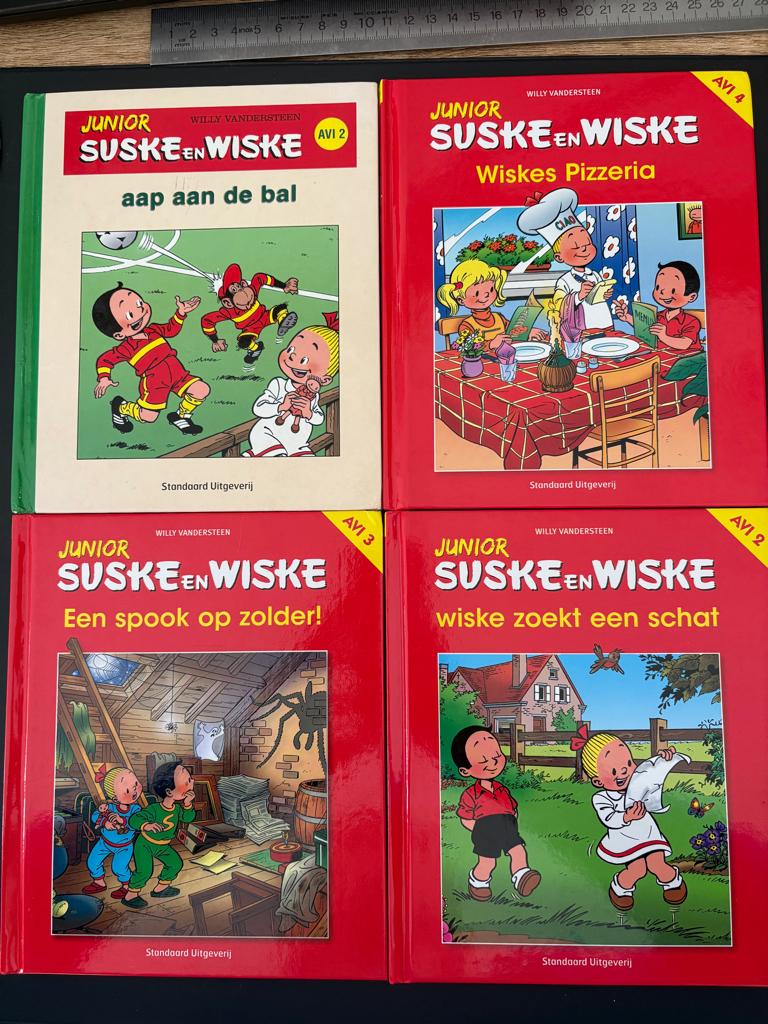 Set van 4 boekjes van Suske en Wiske AVI 2-3-4, Boeken, Kinderboeken | Jeugd | onder 10 jaar, Zo goed als nieuw, Fictie algemeen