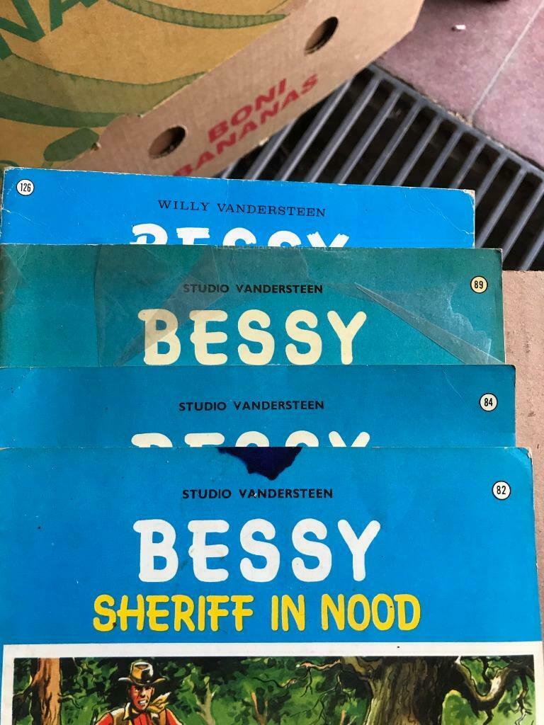 Strips Bessy (4 stuks), Ophalen, Gelezen