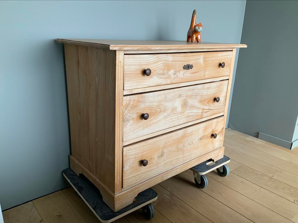 Dressoir van massief iepen, Ophalen, Zo goed als nieuw