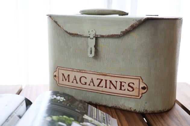 Magazinehouder - Koffer - Landelijk / Brocante, Huis en Inrichting, Woonaccessoires | Krantenbakken en Lectuurbakken, Ophalen of Verzenden