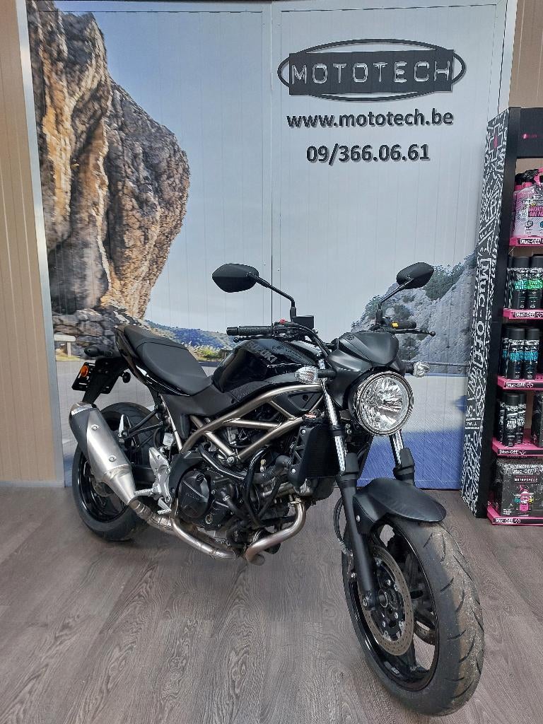 Suzuki SV650 2022, Motoren, Motoren | Suzuki, 2 cilinders, Motorrijbewijs A, Bedrijf, Meer dan 35 kW