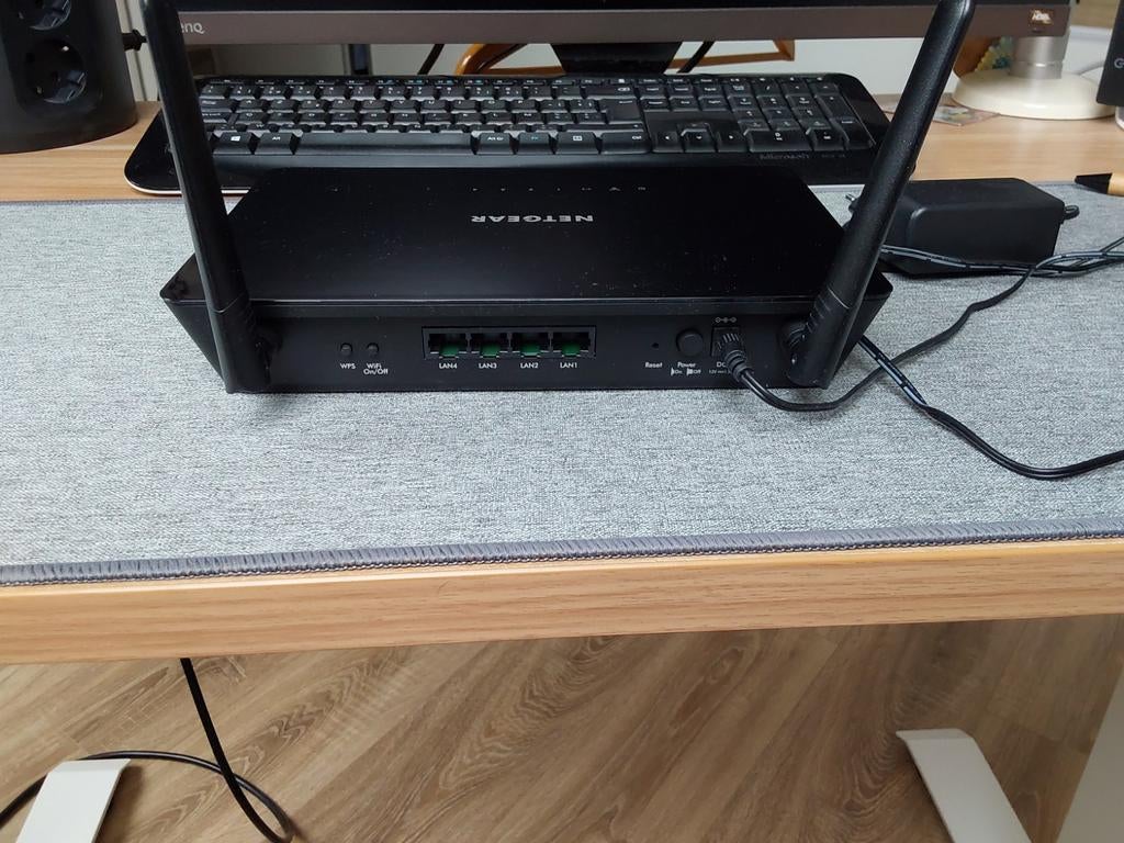 Point d’accès WiFi NETGEAR WAC104