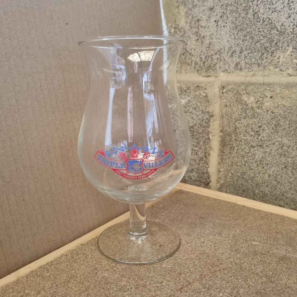 Verre Triple Villers, Verzamelen, Biermerken, Ophalen of Verzenden, Gebruikt, Glas of Glazen, Overige merken