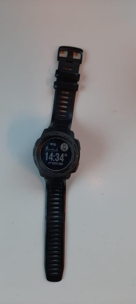 smartwatch garmin Instinct, Bijoux, Sacs & Beauté, Montres connectées, Utilisé, Noir, Distance, Bandage calorique, État, GPS, Battement de coeur