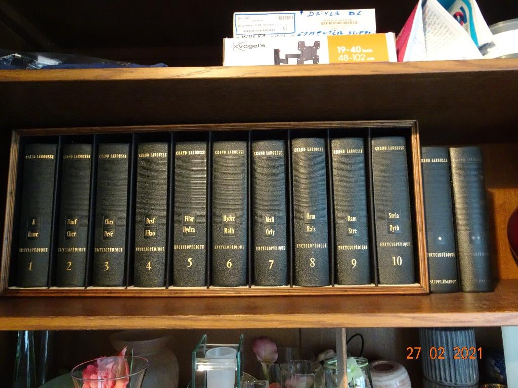 Encyclopédie LAROUSSE, Livres, Enlèvement, Comme neuf, Général