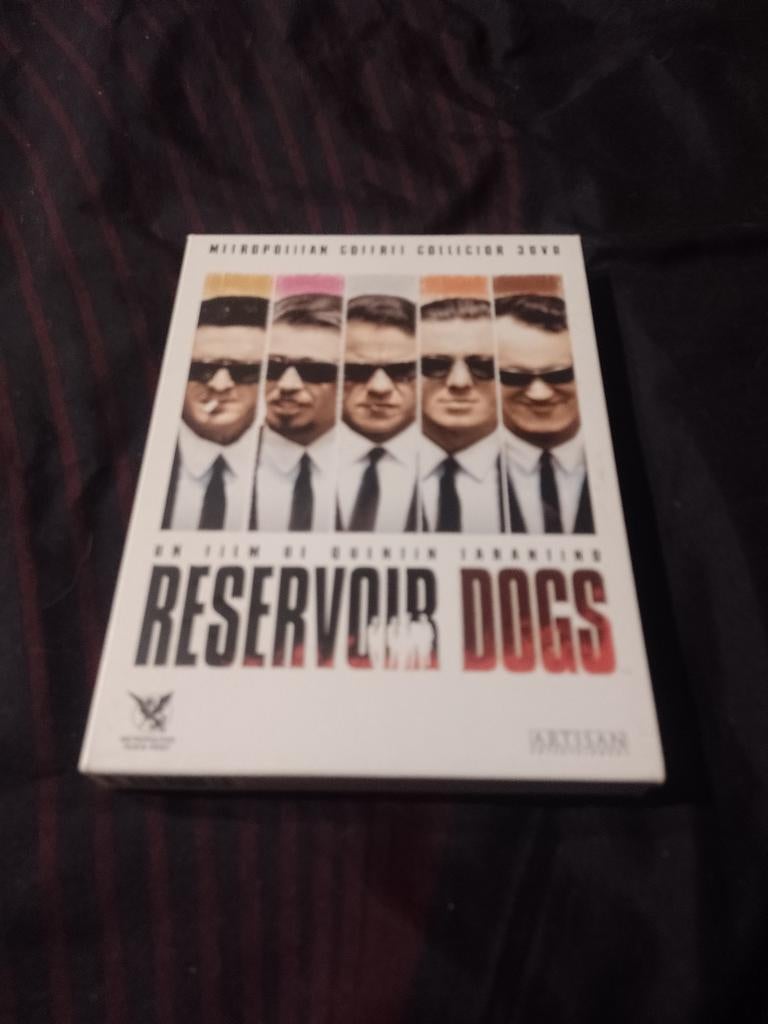 Te koop in een Collector Tank Dogs dvd-box, Boxset, Actiethriller, Ophalen of Verzenden, Zo goed als nieuw