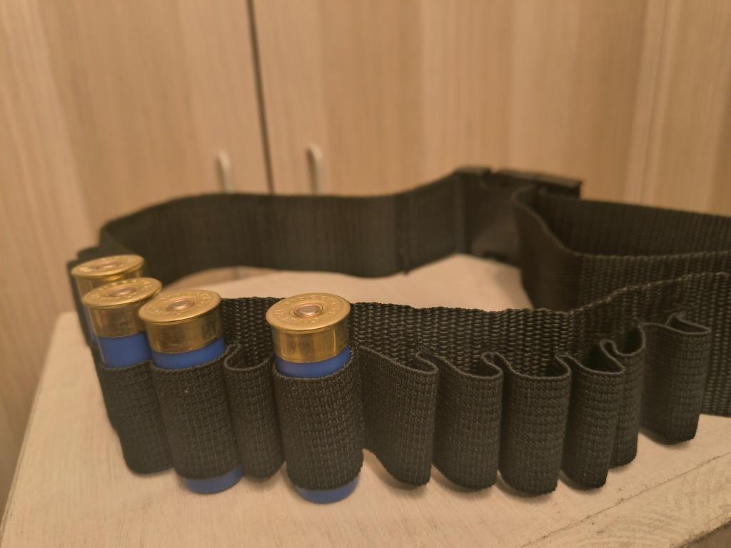 Gordel voor patronen kogels cartouchen, Verzamelen, Ophalen of Verzenden, Overige soorten, Kleding of Schoenen