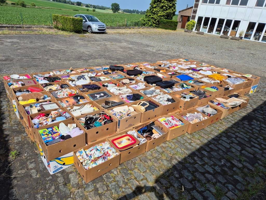 1 lot de 110 caisses à bananes pour brocante, Divers, Enlèvement, Inconnu, Inconnu, Inconnu