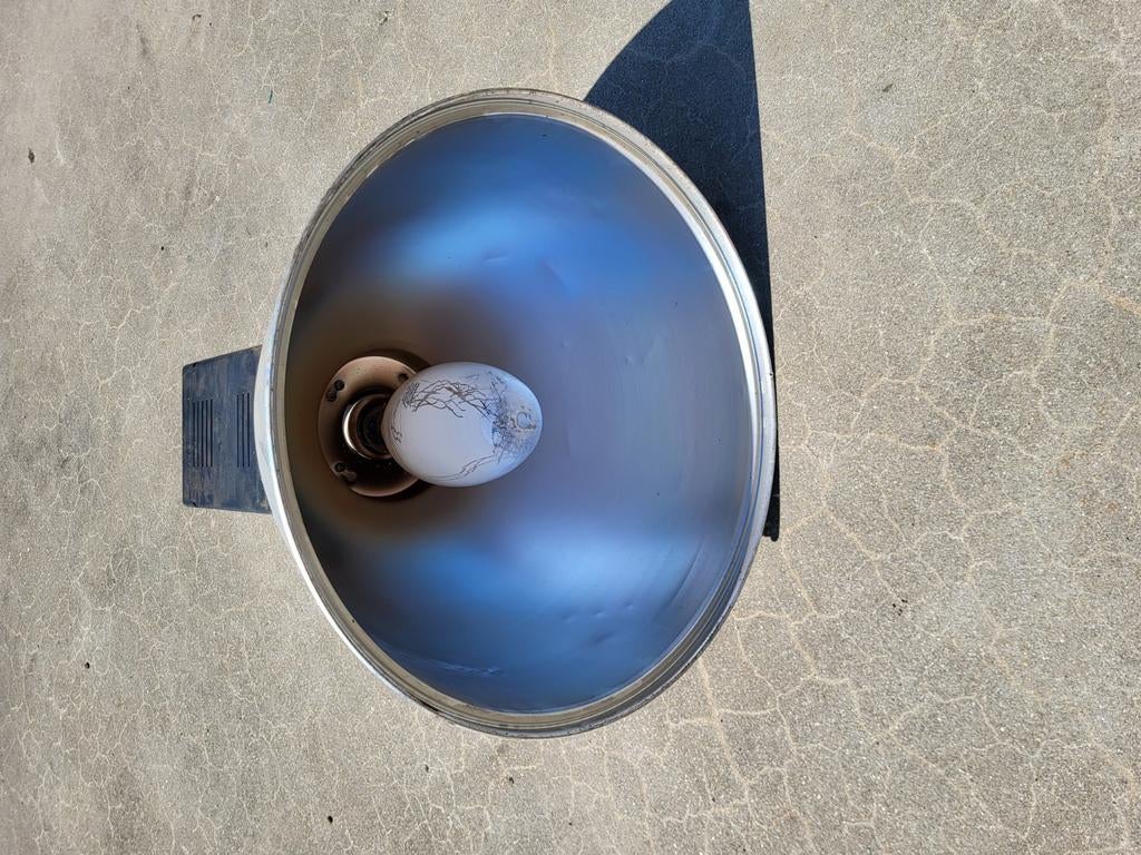 Industriele lamp, Ophalen, Gebruikt