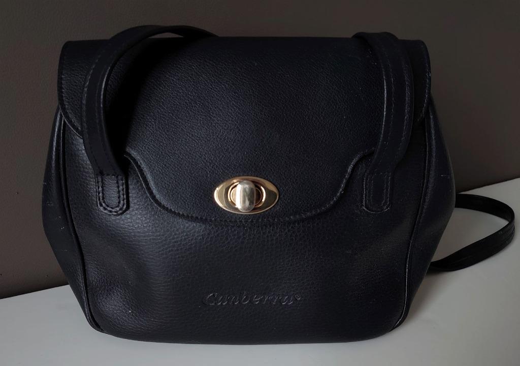 Zwarte lederen handtas, schoudertas crossover tas, Bijoux, Sacs & Beauté, Autres marques, Cuir, Enlèvement ou Envoi, Comme neuf