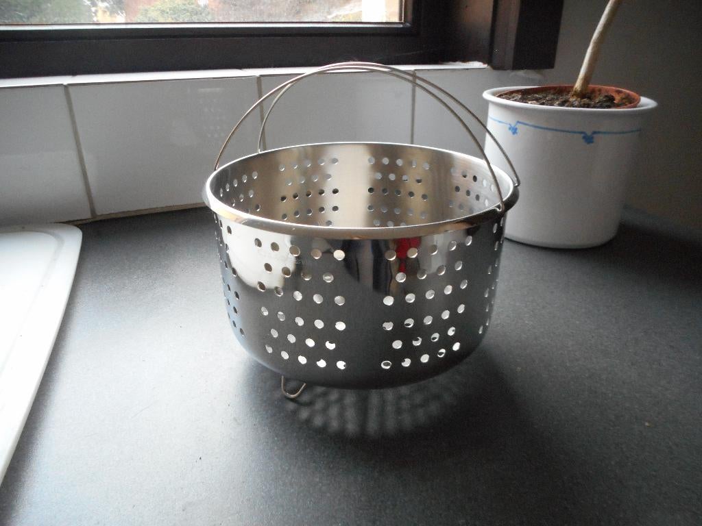 stoommandje Lagostina (past ook in andere) lees tekst, Enlèvement ou Envoi, Neuf, Inox