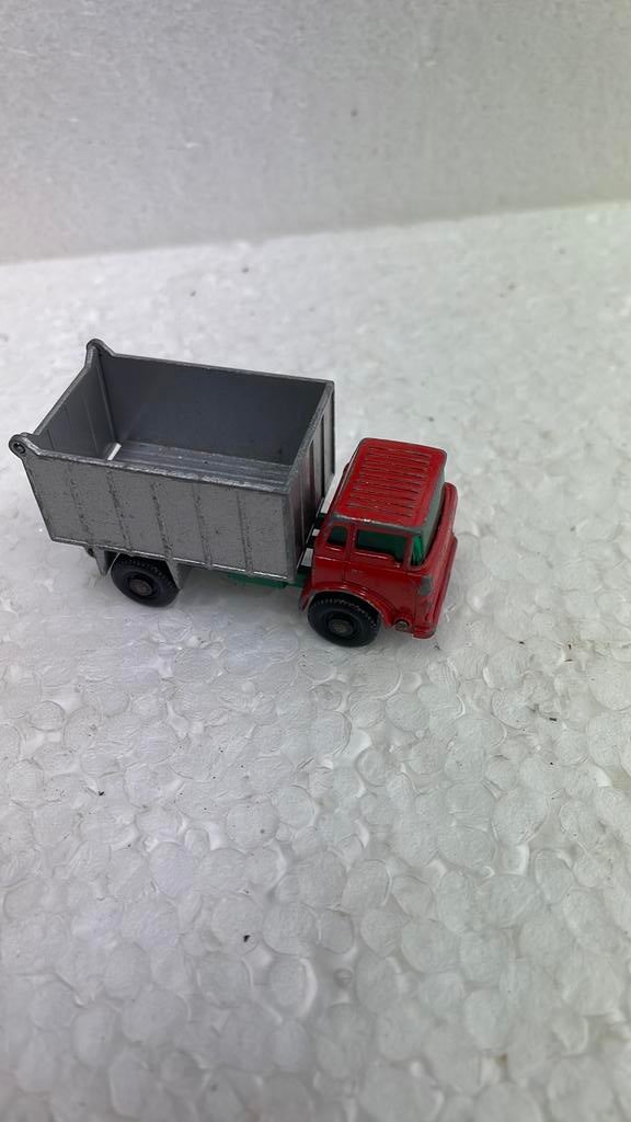 Matchbox 28 GMC Tipper Truck, Enlèvement ou Envoi, Comme neuf