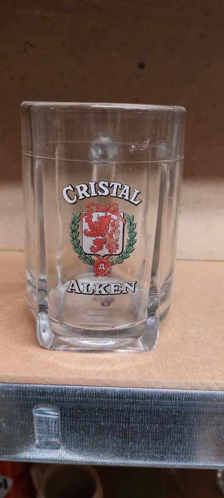 Pot à bière Cristal Alken avec lettrage Decalco, Enlèvement ou Envoi, Utilisé, Chope(s), Autres marques
