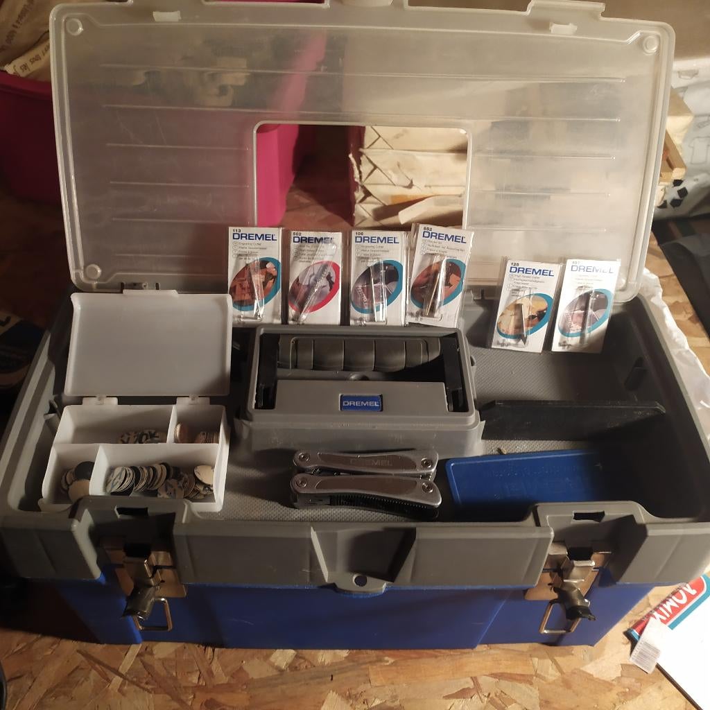 Lot Dremel, Ophalen