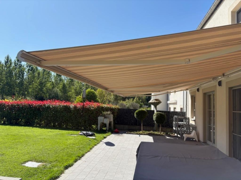 Banne solaire (10x4m)