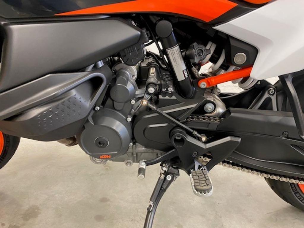 KTM 890 SMT GARANTIE TOT 2028!, 2 cilinders, 890 cc, Bedrijf