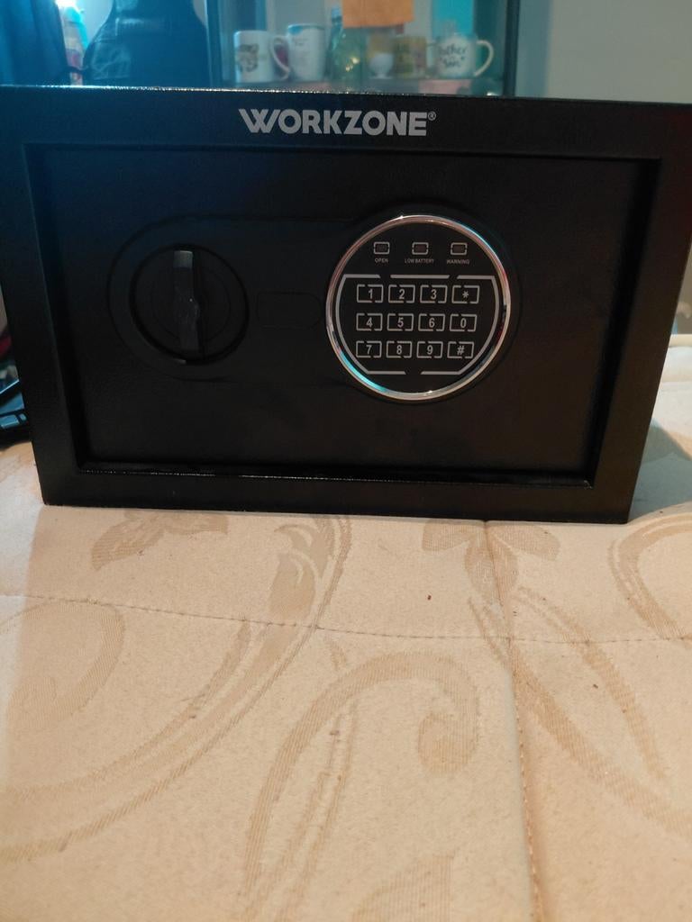 Workzone kluis, Ophalen of Verzenden, Zo goed als nieuw, Brandkast