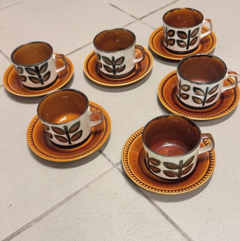 Boch Rambouillet kopjes en onderschoteltjes, stukprijs, Antiek en Kunst, Antiek | Servies los, Ophalen of Verzenden