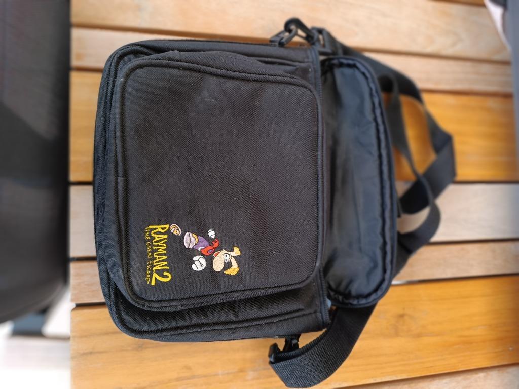 A vendre un sac homme, Bijoux, Sacs & Beauté, Sacs | Sacs à bandoulière, Enlèvement, Utilisé, Noir, Autres marques