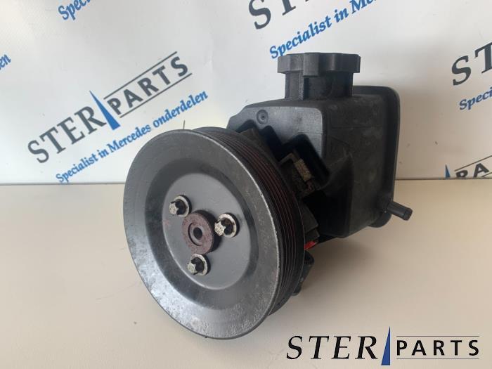 Pompe direction assistée d'un Mercedes Sprinter, 3 mois de garantie, Utilisé, -, -