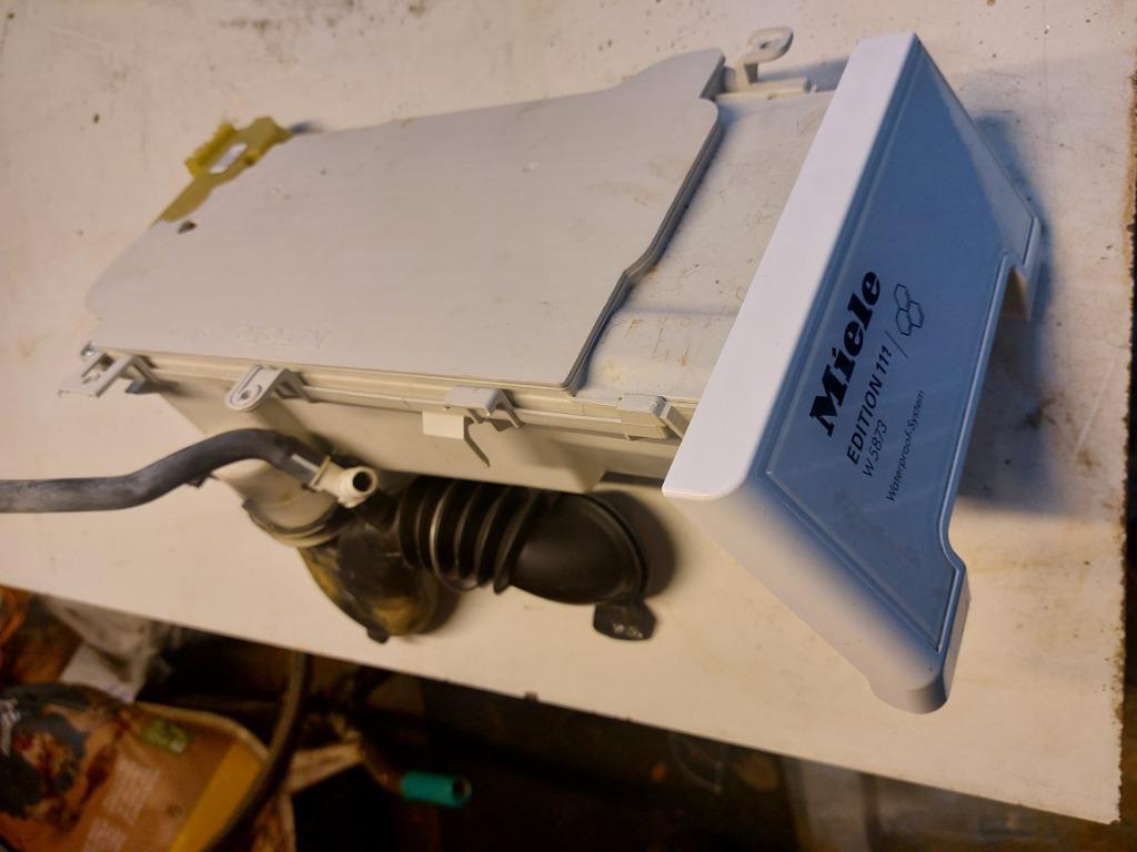 Miele wasmiddelbak compleet voor wasmachine Edition 111 W587, Ophalen, Gebruikt