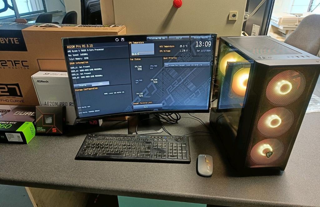Game PC. New. Warranty. Ryzen5 / RTX4060, 32 GB, Ophalen of Verzenden, Zo goed als nieuw, Gaming