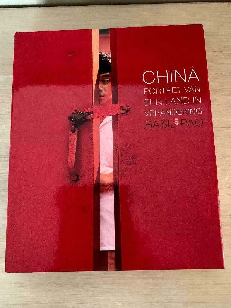 China. Portret van een land in verandering., Enlèvement ou Envoi, Comme neuf, Autres sujets/thèmes, Basil Pao