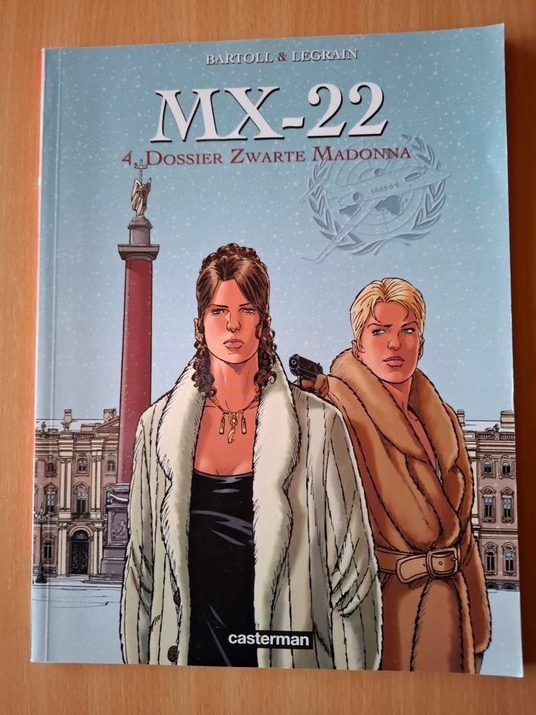 MX-22  4. Dossier Zwarte Madonna - SC, Eén stripboek, Ophalen of Verzenden, Gelezen