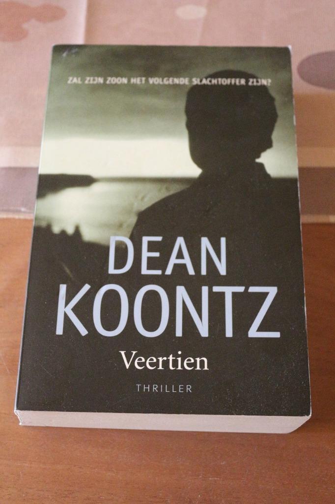 *Veertien - Dean Koontz, Livres, Thrillers, Comme neuf, Amérique, Enlèvement ou Envoi